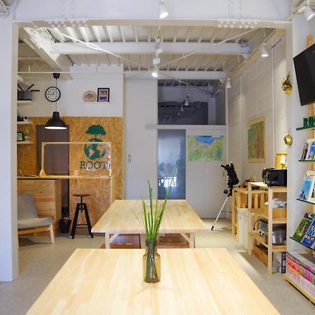 Albergue Travelers' House Roots Takaoka Exterior foto