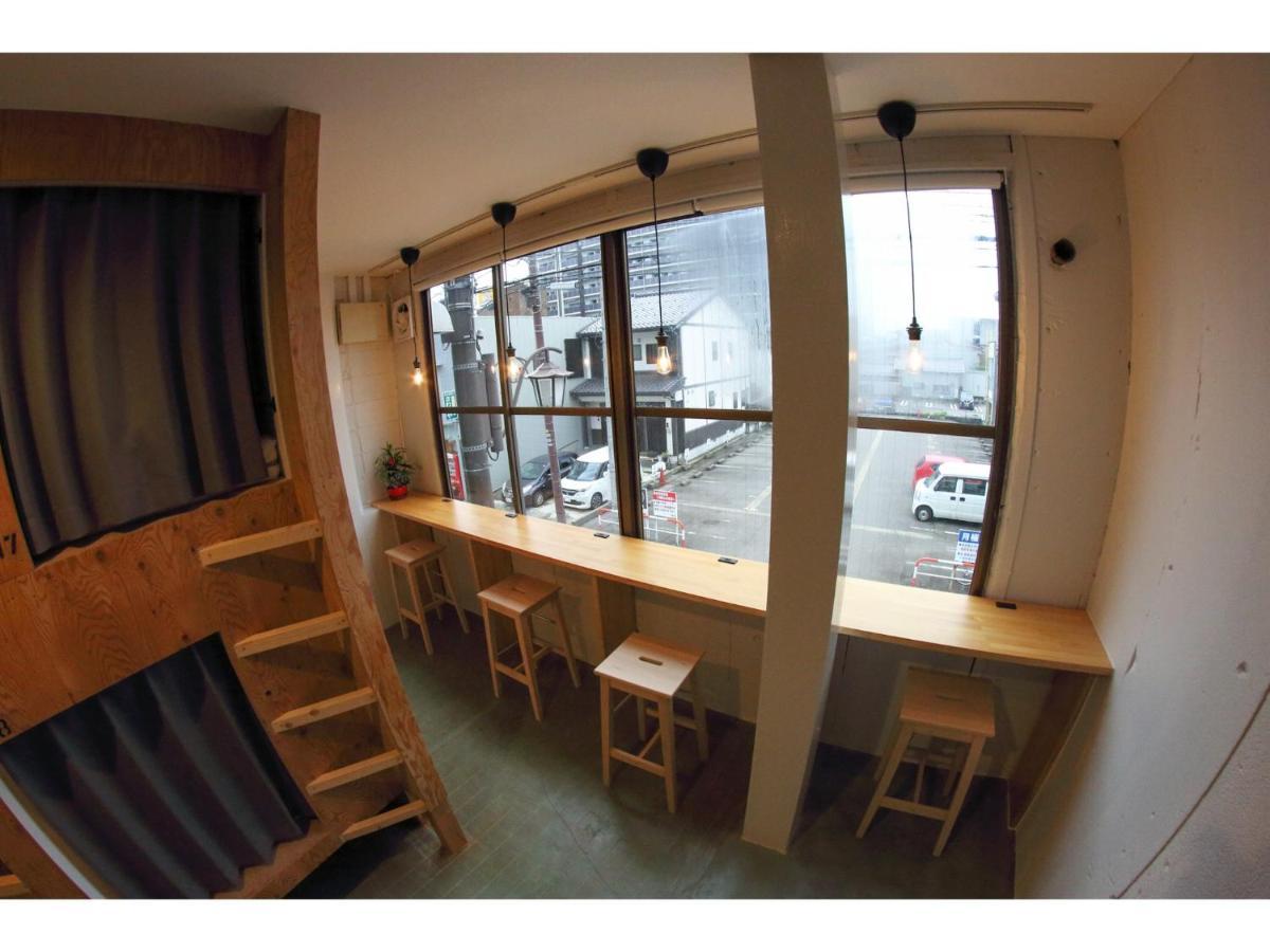 Albergue Travelers' House Roots Takaoka Exterior foto